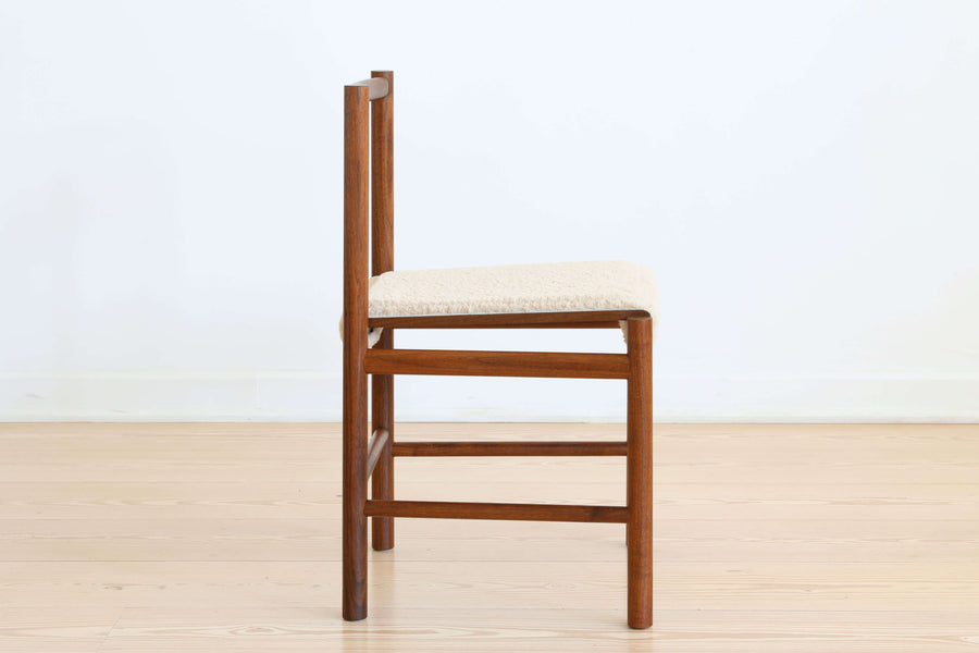 Walnut Range Chair with Shearling_In Stock