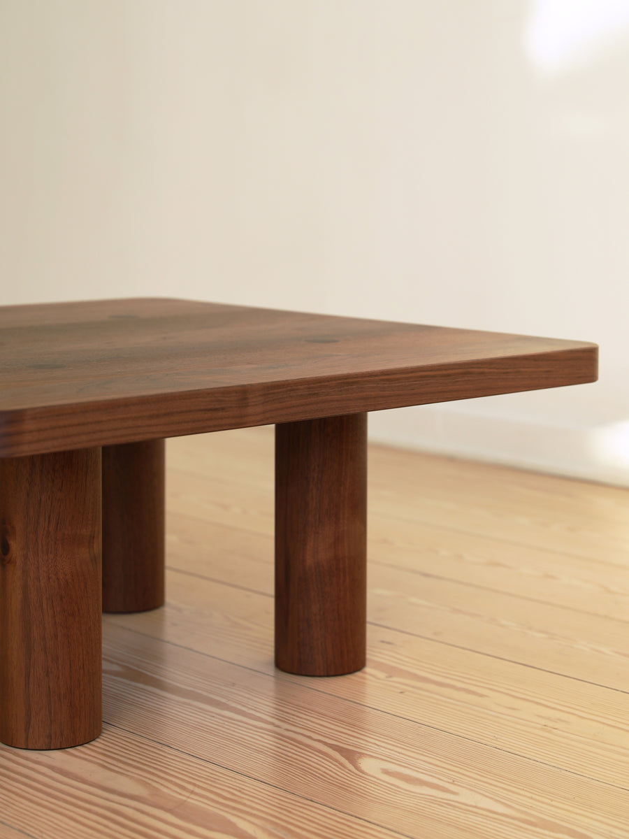 COLUMN COFFEE TABLE Square & Rectangle